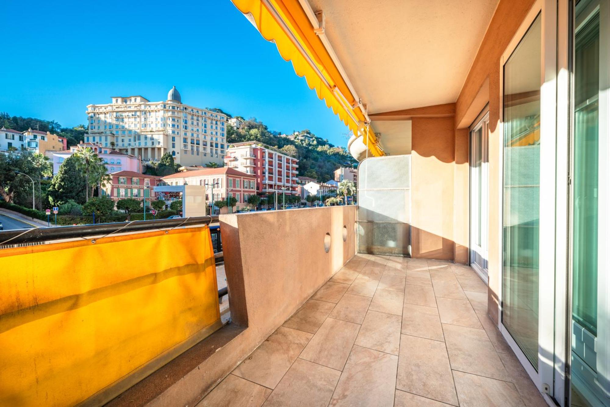 Castel 2 Studio Au Centre Ville De Menton Gare Sncf Eksteriør billede